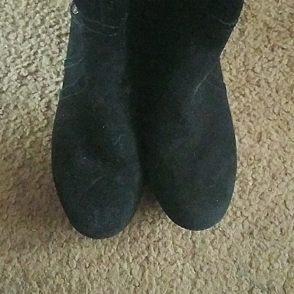 Boots - Picture 1 of 5